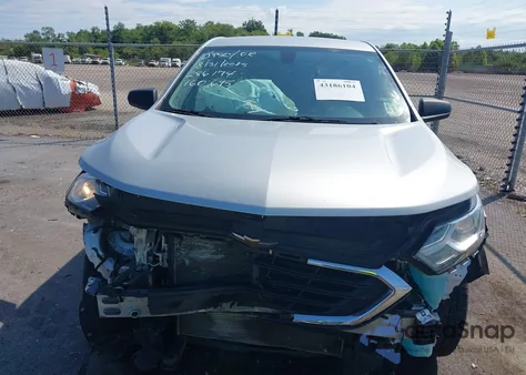 2019 Chevrolet Equinox Ls z USA, uszkodzony, nr VIN 3GNAXHEV3KL160695